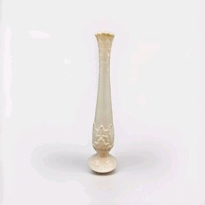 Vase Lenox Vintage Florentine Acanthus Pattern Ivory Tone Porcelain